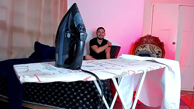 Snapshot of thesexlawyer1 chatting on January 2025 06:32:02 PM thesexlawyer1 online show from January 2025 06:32:02 PM