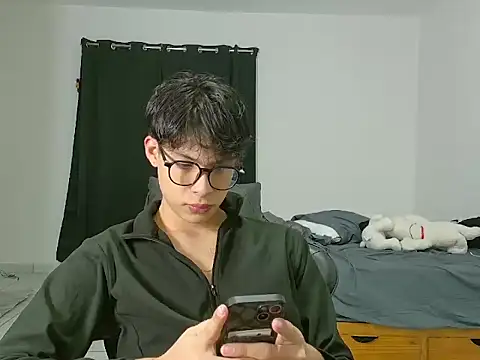 Jacotnk online show from October 2025 04:08:02 AM