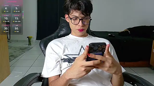 Jacotnk online show from October 2025 04:35:02 AM