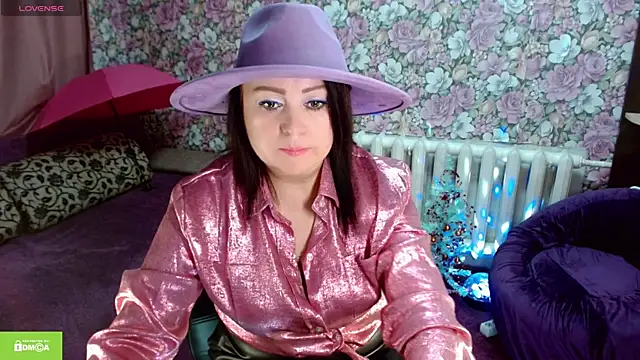 Julia-ru online show from December 2025 08:28:02 PM