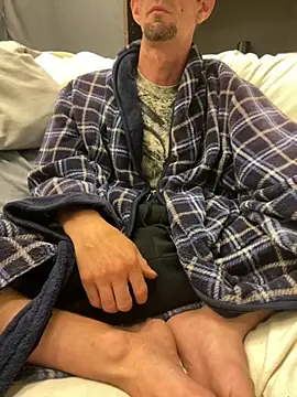 joeiandola online show from November 2025 08:03:02 AM