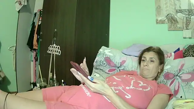 Snapshot of SexyGioconda chatting on November 2025 10:54:01 PM SexyGioconda online show from November 2025 10:54:01 PM