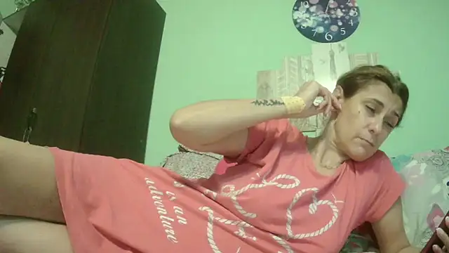 Snapshot of SexyGioconda chatting on November 2025 11:26:01 PM SexyGioconda online show from November 2025 11:26:01 PM