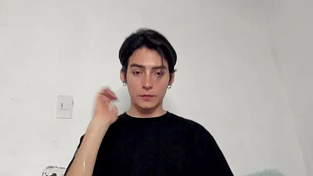 sebas rose online show from December 2024 12:11:01 AM