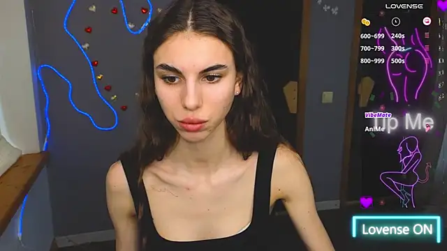 Snapshot of EmmyGreans chatting on March 2025 01:06:02 PM EmmyGreans online show from March 2025 01:06:02 PM