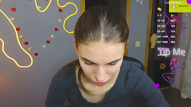 EmmyGreans online show from March 2025 06:29:01 AM