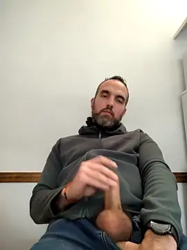 Snapshot of leon3875 chatting on October 2025 03:29:01 PM leon3875 online show from October 2025 03:29:01 PM