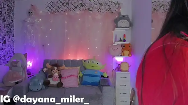  dayana miler online show from November 2025 02:49:01 PM