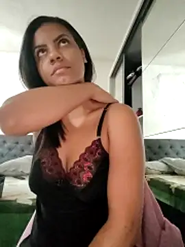 Bella Anjoss online show from January 2025 10:22:01 AM