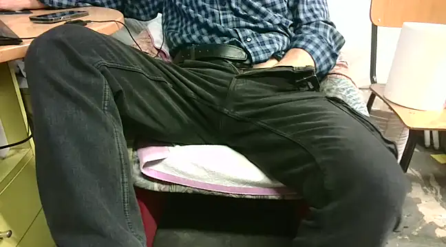 Giulio35 Pika online show from March 2025 05:18:02 PM