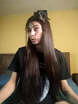 Snapshot of AntoniaHottie chatting on May 2026 07:04:01 AM AntoniaHottie online show from May 2026 07:04:01 AM