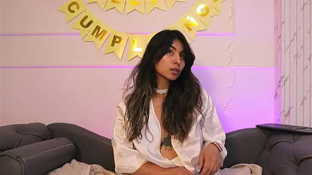 Snapshot of ShelleyMorell chatting on January 2025 06:53:02 PM ShelleyMorell online show from January 2025 06:53:02 PM