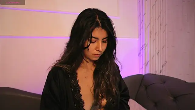 Snapshot of ShelleyMorell chatting on January 2025 03:30:02 PM ShelleyMorell online show from January 2025 03:30:02 PM