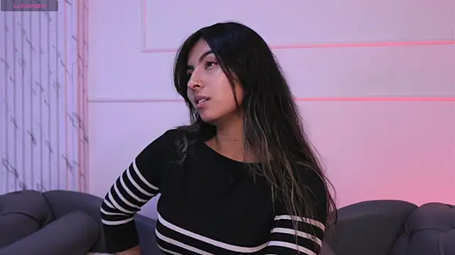 Snapshot of ShelleyMorell chatting on February 2025 12:16:01 PM ShelleyMorell online show from February 2025 12:16:01 PM