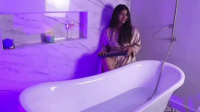 Snapshot of ShelleyMorell chatting on October 2025 02:39:02 PM ShelleyMorell online show from October 2025 02:39:02 PM