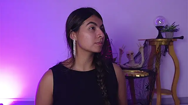 Snapshot of ShelleyMorell chatting on October 2025 02:35:01 PM ShelleyMorell online show from October 2025 02:35:01 PM