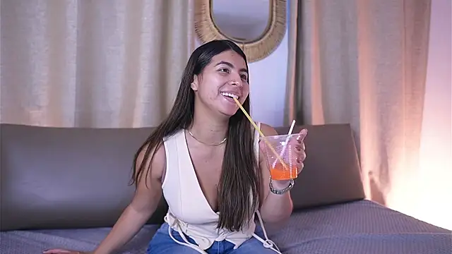 Snapshot of ShelleyMorell chatting on November 2025 02:28:01 PM ShelleyMorell online show from November 2025 02:28:01 PM