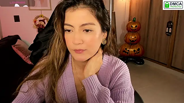 Snapshot of Lilabril chatting on October 2025 02:36:01 PM Lilabril online show from October 2025 02:36:01 PM