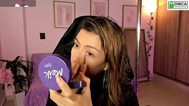 Lilabril online show from January 2026 02:32:01 PM