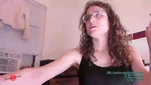 klintellemoore online show from March 2025 04:28:01 AM