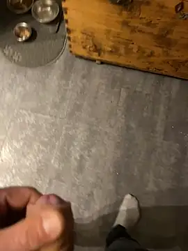 Snapshot of Edosxxl chatting on March 2025 03:46:02 AM Edosxxl online show from March 2025 03:46:02 AM