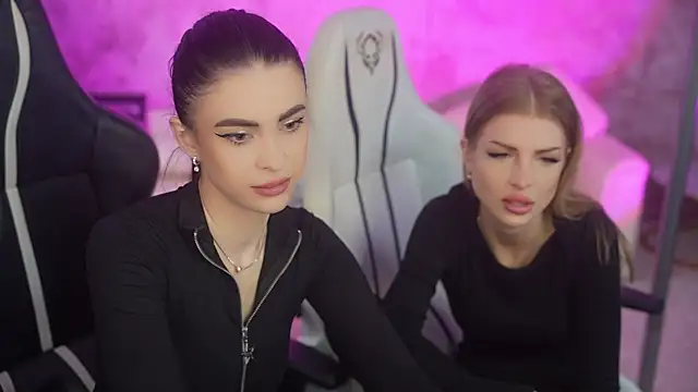 Tina Breeze online show from January 2026 08:52:01 AM