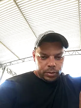 Snapshot of Widson321 chatting on October 2025 05:08:01 PM Widson321 online show from October 2025 05:08:01 PM