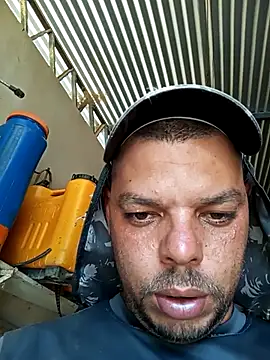 Widson321 online show from November 2025 05:47:02 PM