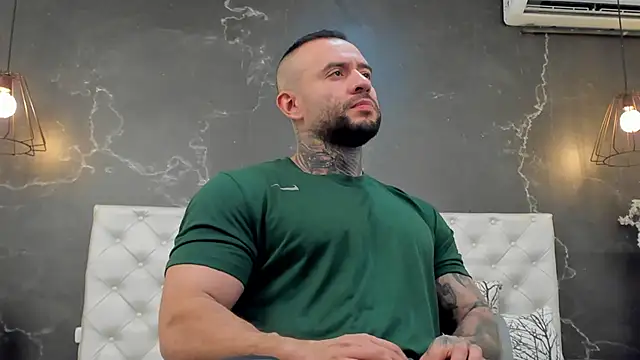 BruceDallas online show from December 2024 08:43:02 PM