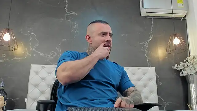 BruceDallas online show from February 2025 03:21:02 AM