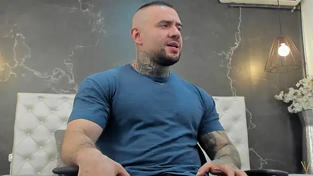 BruceDallas online show from March 2025 01:53:02 AM