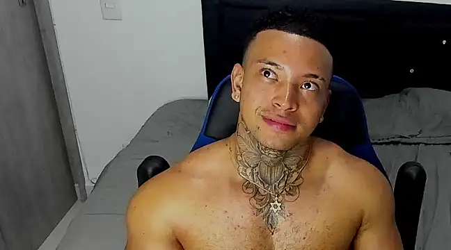 Stiven collins online show from January 2025 08:19:02 AM