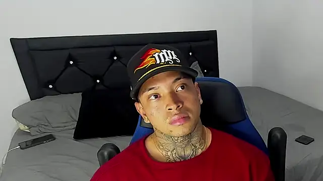 Stiven collins online show from January 2025 01:08:01 AM