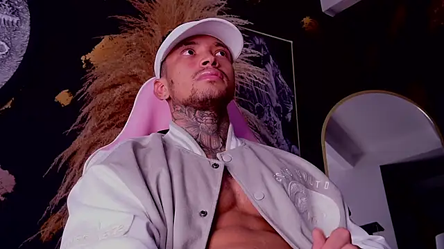 Stiven collins online show from October 2025 07:53:01 PM