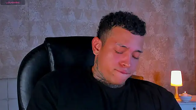 Stiven collins online show from February 2026 09:48:02 PM