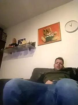 Knuffelstaaf123 online show from January 2025 05:12:02 PM