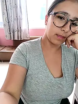 Cute Penelope online show from February 2025 06:17:01 PM