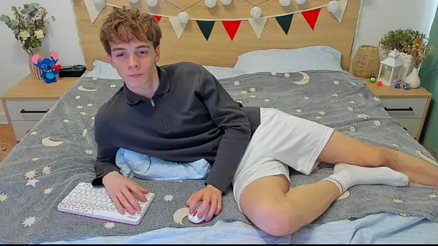 Fandi 777 online show from March 2025 12:44:02 PM