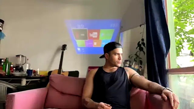 Snapshot of gerson173Hugo chatting on March 2025 06:58:01 PM gerson173Hugo online show from March 2025 06:58:01 PM