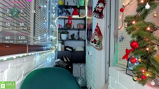 Snapshot of Candys_booty chatting on December 2024 10:17:02 PM Candys booty online show from December 2024 10:17:02 PM