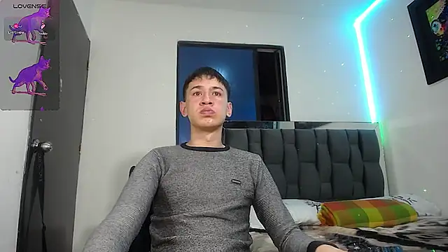 Mr daren  online show from February 2025 06:05:01 PM