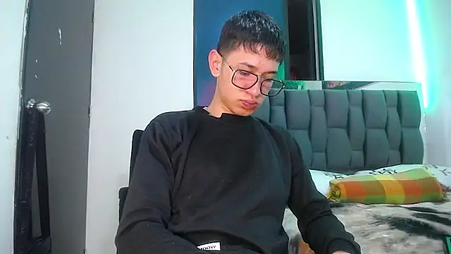 Mr daren  online show from February 2025 05:06:01 PM