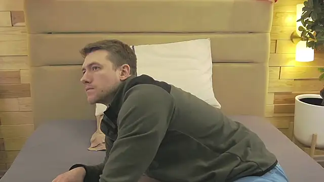 EthanPinkman online show from February 2026 04:30:02 AM