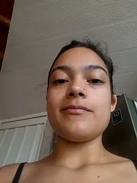 Snapshot of littlemelii chatting on January 2025 03:53:02 PM littlemelii online show from January 2025 03:53:02 PM