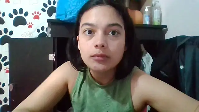 Snapshot of littlemelii chatting on October 2025 11:59:02 PM littlemelii online show from October 2025 11:59:02 PM