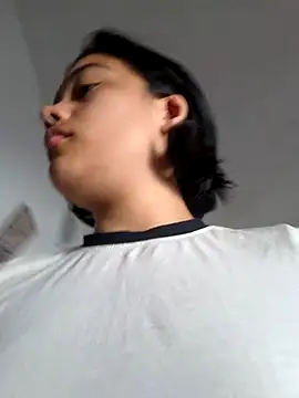 littlemelii online show from February 2026 08:12:02 PM