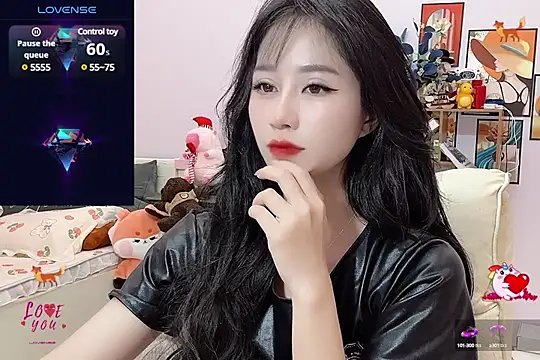  LLisa  online show from January 2025 09:00:02 PM