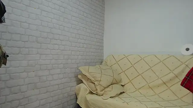 EmmaSquirt online show from December 2024 09:45:02 PM