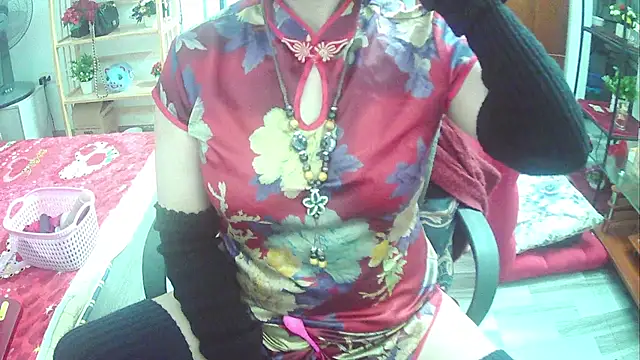 Miu-Le online show from March 2025 06:47:02 PM