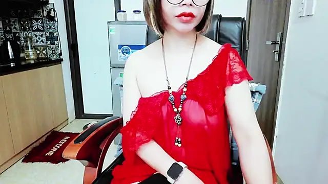 Miu-Le online show from November 2025 12:00:01 AM